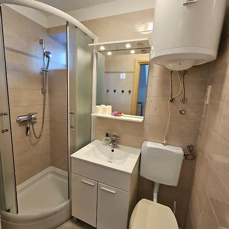 Apartament Lucija *